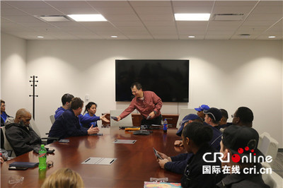 【新春走基層】“去中國，看看他們怎么做的”——福耀集團美國工人的中國春節(jié)之旅